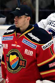 Djurgårdens lagkapten borta i flera veckor. Tim Sandberg Wikipedia