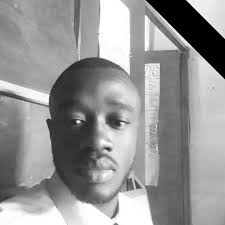 Modric jwenn 2 posibilite pou'l fè fot sou aksyon goal la, li fè demwazel  sou yo pandan li fenk monte nan yon match.