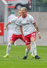 Zweiter Test Vor Dem Trainingslager In Spanien Rwe Verliert 2 6 Gegen Groningen Essen Borbeck