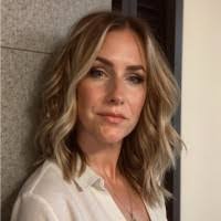 Ella Darnell's Instagram, Twitter & Facebook