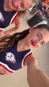 🥳🥳🥳🥳@𝐚𝐯𝐞𝐫𝐲