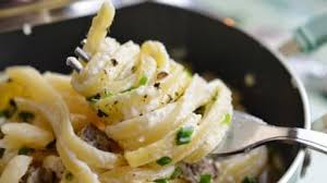 Pates Sauce Ail Parmesan Champignons De Paris Recettes De Cuisine Cuisine Recette
