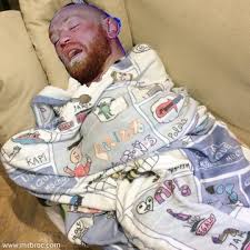 Over 1,878 ufc posts sorted by time, relevancy, and popularity. Conor Mcgregor Ko Memes Flood Internet After Irish Fighter Was Brutally Knocked Out By Dustin Poirier At Ufc 257