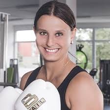 Stacey Copeland vs. Ester Konecna, Barrett vs. Ellison