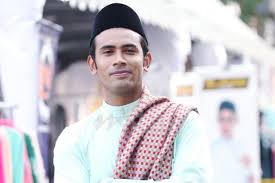 Remy Ishak Sudah Jatuh Ditimpa Tangga Sabarlah Remi Eye Candy Attractive