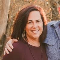 Jennifer Shively's Instagram, Twitter & Facebook