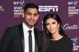 Amir Is A Good Guy Says Doting Wife Faryal Makhdoom Pregnant Wife Faryal Makhdoom Pregnant