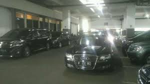 Berbagai penawaran terbaik untuk mobil toyota alphard bekas di indonesia, lengkap dengan informasi harga, fitur, foto, serta berbagai spesifikasi. Parkiran Dpr Penuh Mobil Mewah Kebanyakan Alphard