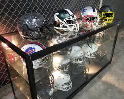 Xenith football helmets are designed for the committed athlete, coupling advanced fit, feel and style with innovative protective and technology features. Detroit Based Football Helmet Maker Xenith Looks Past The Facemask To Sportswear