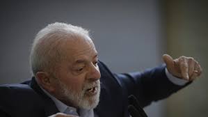 Um passeio pela Casa Arlette, coletivo de arte na Gávea, criado pelo  artista plástico René Machado