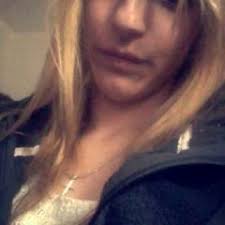 Eva Richard (@Evaah570)