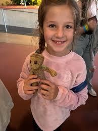 How to keep a Drabbit from slipping off the shoulder?