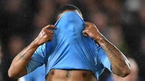 Wessen namen fußballfans auf ihrem rücken. Manchester City Topklubs Schliessen Bundnis Gegen Pep Klub Der Ist Geschockt Eurosport