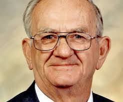 Dale Dreyer's Instagram, Twitter & Facebook