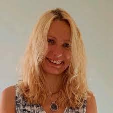 Janet Herz's Instagram, Twitter & Facebook