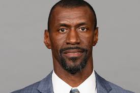 Entrenador de fuerza de los Cowboys, Markus Paul, hospitalizado por una  emergencia médica