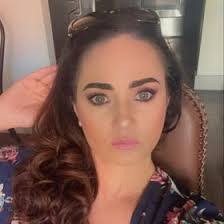 Shannon Graham's Instagram, Twitter & Facebook