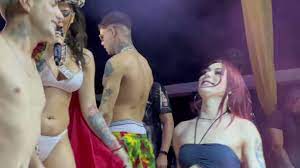 nico no #BBB24 👁️‍🗨️ on X: enquanto isso, no show da MC Pipokinha aqui  em Sorocaba… t.coLskwW0Tp0a  X