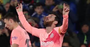 El fc barcelona es un club de fútbol de la ciudad de barcelona que juega en la liga santander, la primera división española y es también conocido. Getafe 1 2 Barcelona Lionel Messi And Luis Suarez Fire Champions To Victory Mirror Online