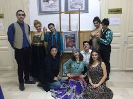 Vasile conta colț cu str. Elevii SecÈ›iei De Arta Actorului De La Colegiul NaÈ›ional De Arte Regina Maria Din ConstanÈ›a Din Nou Mandria OraÈ™ului Lor Galerie Foto
