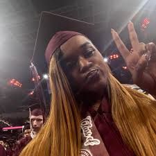 Stephanie Williams added a new photo.