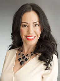 Shauna Mata's Instagram, Twitter & Facebook