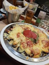 De 11h45 à 01h (du vendredi au samedi), de 11h45 à 00h (du dimanche au jeudi). Leon De Bruxelles Auxerre Photo De Leon Auxerre Tripadvisor