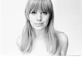 Amazon.com: Terence Donovan: Portraits: 9788862084826: Donovan, Terence,  Garner, Philippe: ספרים