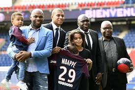 « l'ambition, c'est l'endroit vers lequel on se sent capable d'aller. Kylich Mbape Karlo Letica Croatia Kylian Mbappe France Under 19 Encuentre La Informacion Mas Destacada Sobre Kylian Kylian Mbape Is On Facebook