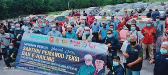Seorang individu di facebook kongsi pengalaman berdepan dengan pemandu teksi yang memilih. Pkp Pendapatan Pemandu Teksi E Hailing Terjejas Utusan Digital