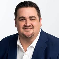 Kenneth Damann's Instagram, Twitter & Facebook