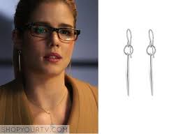 Felicity Smoak Clothes, Style, Outfits, Fashion, Looks