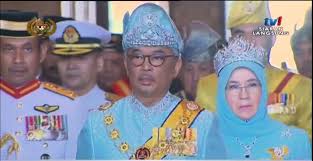 Malaysia hari ini 2019 istiadat pertabalan yang dipertuan agong ke 16 part 2 tue jul 30. Istiadat Pertabalan Yang Di Pertuan Agong Ke 16 Denaihati