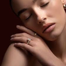 Moissanite Engagement Rings