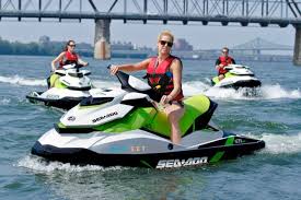 The jet ski is a water vehicle added in the jet ski & robbery update along with the power plant. Jetski Tour Auf Dem Sankt Lorenz Strom 2021 Montreal Tiefpreisgarantie
