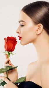 Rose Day 2024: Easy rose petal facepack