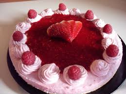 Recette De Fraisier Avec Son Coulis De Framboise Recette Recettes De Fraises Coulis Framboise Recette Fraisier