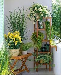 Cool 41 Cozy And Beautiful Green Balcony Ideas More At Https Trend4homy Com 2018 05 21 41 Cozy Small Balcony Garden Apartment Balcony Garden Balcony Plants
