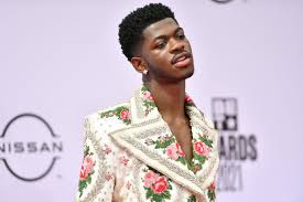 It was originally lil nas just to be ironic 'cause every new rapper's name has 'lil.' kinda got stuck with 'lil' after building a small fanbase. 2pp09sjzh1kahm