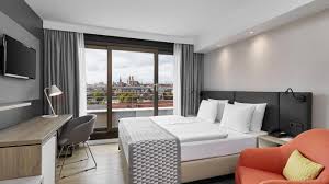 Rooms at this attractive hotel provide wifi, blackout drapes and complimentary wifi. Holiday Inn Munich City Centre Munich Germany Compare Deals