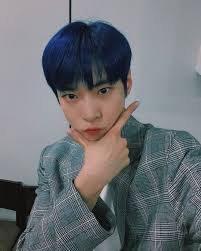 You are currently at sooyoung (수영) page. Nct Doyoung Selca Nct Rambut Biru Gambar