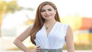 ومن النحوم السوريين الذين حصلوا على الاقامة الذهبية كان أولهم سلوم حداد، ياسر العظمة، بسام كوسا، كاريس_بشار _تيم_حسن مها المصري، سلمى المصري، سحر فوزي، ديما_بياعة وغيرهم الكثير. ÙØ¶ÙŠØ­Ø© Ù…Ù† Ø§Ù„Ø¹ÙŠØ§Ø± Ø§Ù„Ø«Ù‚ÙŠÙ„ Ù†Ø³Ø±ÙŠÙ† Ø·Ø§ÙØ´ ØªØ¹Ø§Ø´Ø± ÙÙ†Ø§Ù† Ø´Ù‡ÙŠØ± Ø¹Ù„Ù‰ ÙØ±Ø§Ø´ Ø²ÙˆØ¬ØªÙ‡