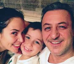 Baris Falay Sevgilisi Kim Unlulerin Sevgilisi Esi Kim Ve Kiminle Evli Ogrenin