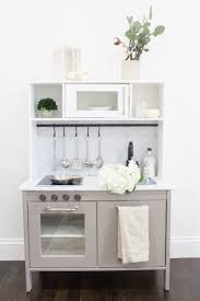 Ikea Play Kitchen Hack Hello Hughes In 2020 Ikea Kuche Kinder Ikea Spielkuche Ikea Kuchenideen