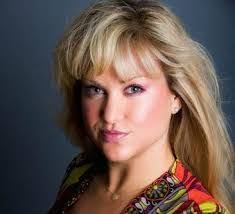 Lynn Geyer's Instagram, Twitter & Facebook