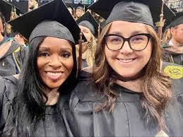 Gail Arroyo's Instagram, Twitter & Facebook