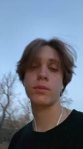 Ian Mcqueen's Instagram, Twitter & Facebook