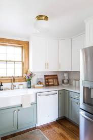 Kitchen decor with white appliances. 75 Beautiful Kitchen With Quartz Countertops And White Appliances Pictures Ideas September 2021 Houzz