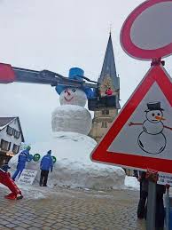 Und wünschen alles gute ihr. Fichtelgebirge Bischofsgrun Der Grosste Schneemann Der Welt Entsteht Fichtelgebirge Frankenpost