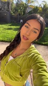 Marissa Leal's Instagram, Twitter & Facebook